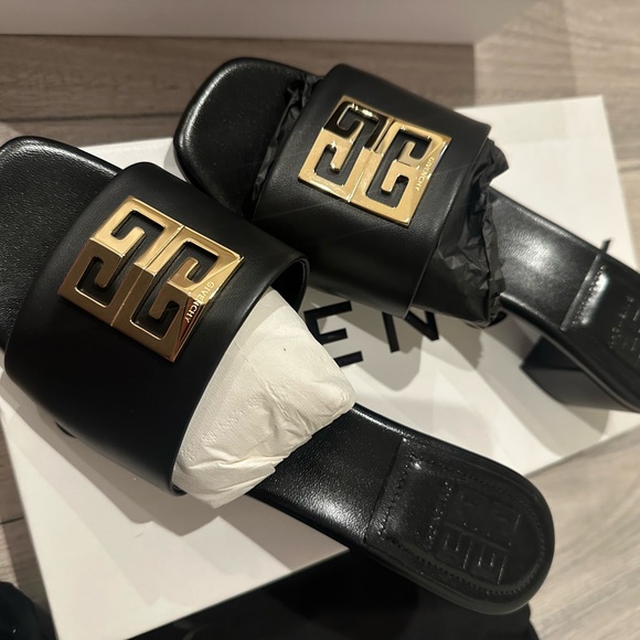 Givenchy leather block heel slide sandal brand new - Picture 4 of 4